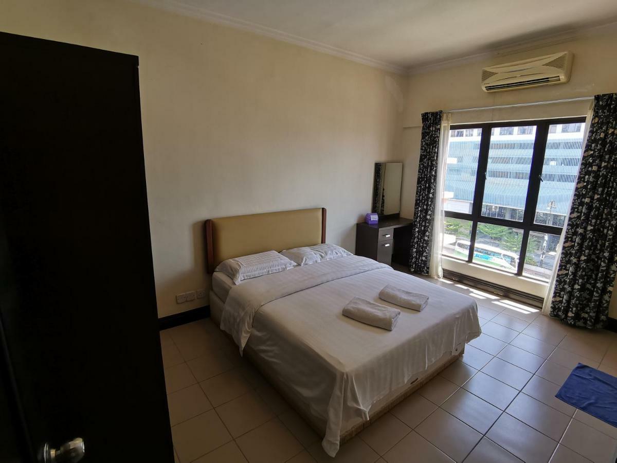 Jack'S Condoapartment @ Marina Court Resort Condominium Kota Kinabalu Exterior photo